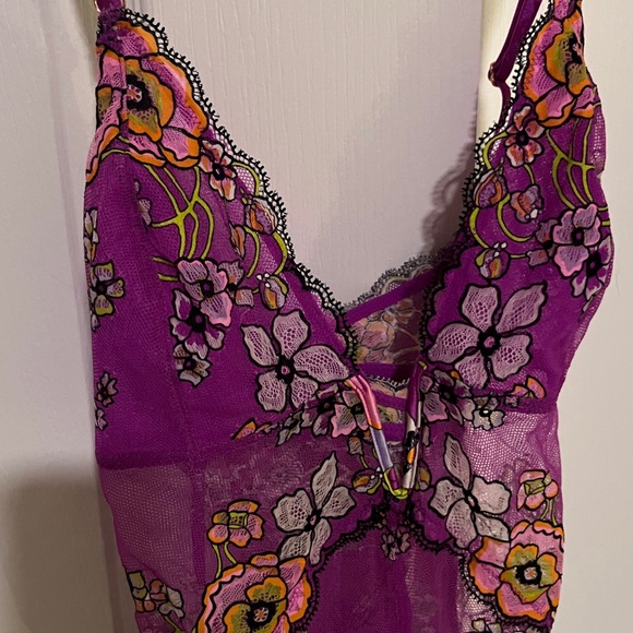 Savage X Fenty Mod Poppy lace teddy - Picture 4 of 8